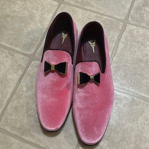 Pink Enzo Romeo Loafer Dress Shoes. Worn once, great condition, Smoke Free Home.